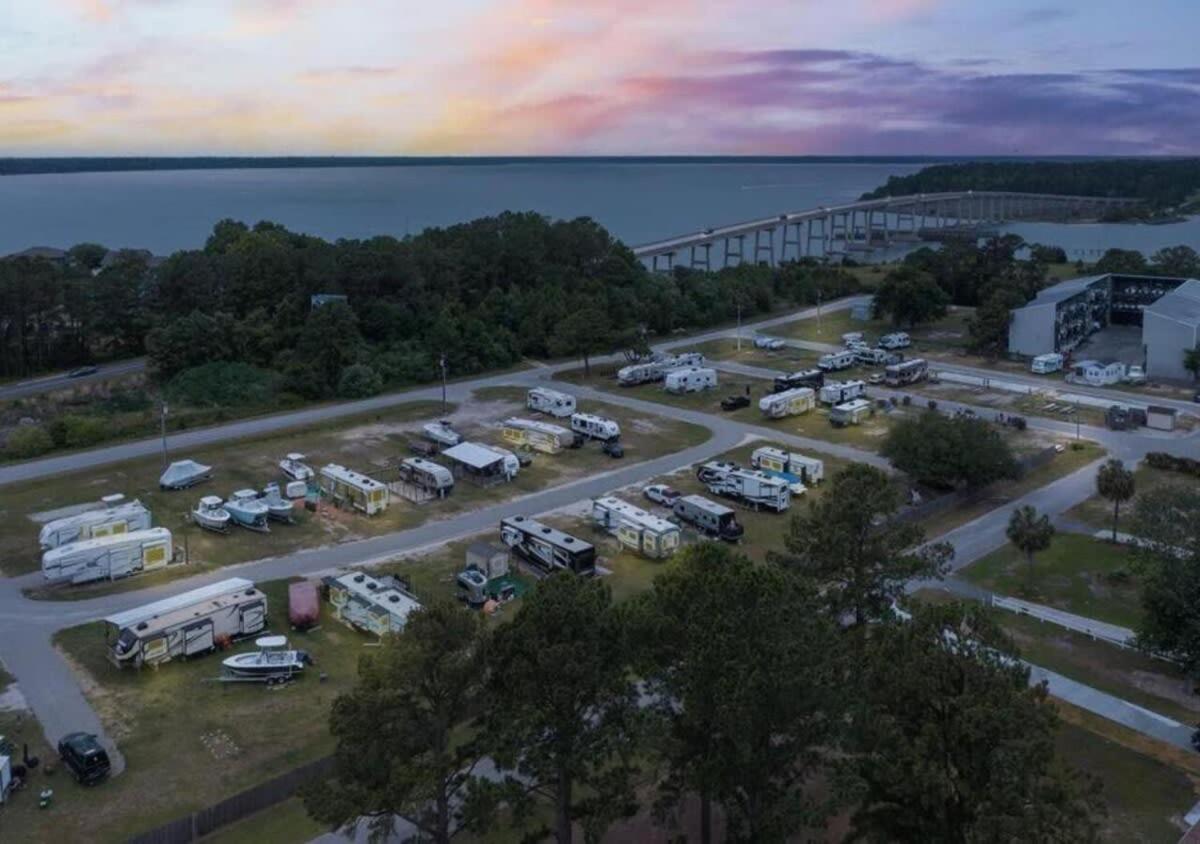 Water View Cabin Near North Topsail Beach Sneads Ferry Exterior foto